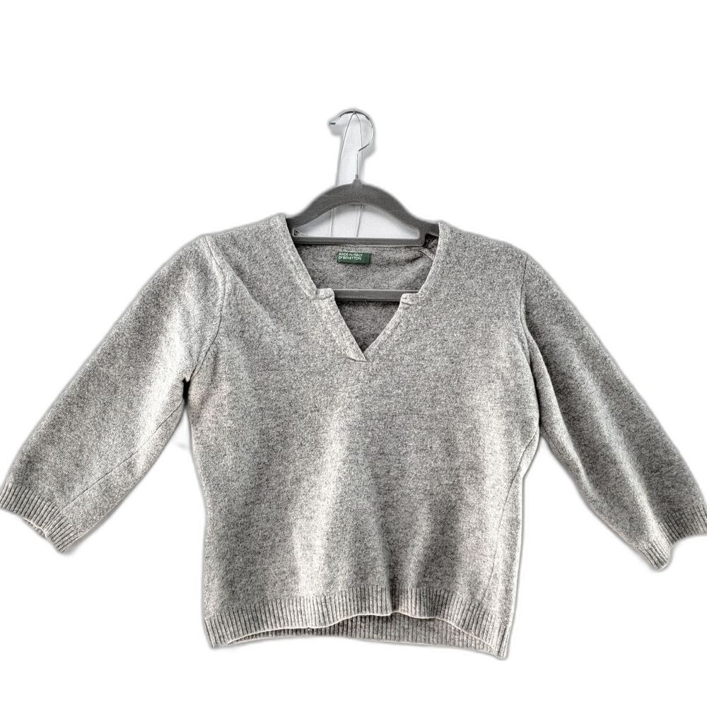 United Colors of Benetton Gray V Neck 100% Wool Cropped 3/4 Sleeve Sweater XS